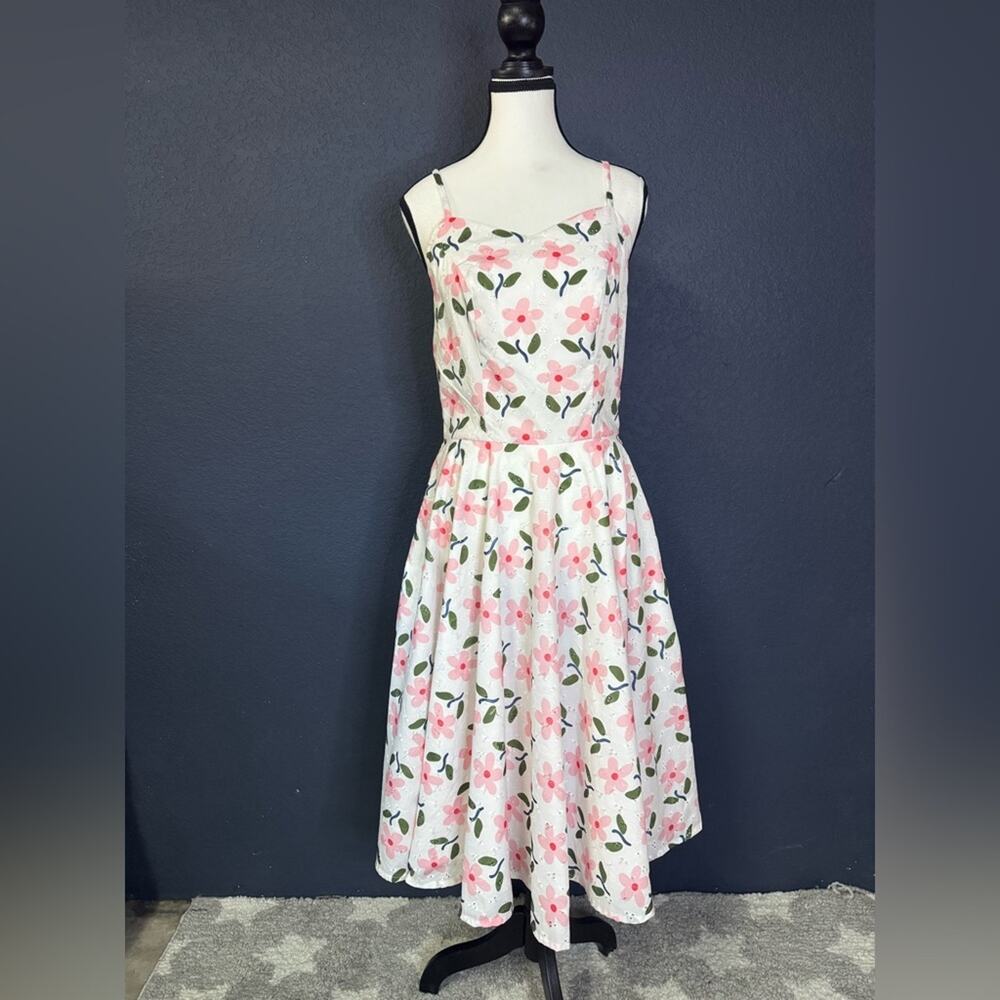 Magnolia Place NWT Floral Eyelet Midi Dress | Size M